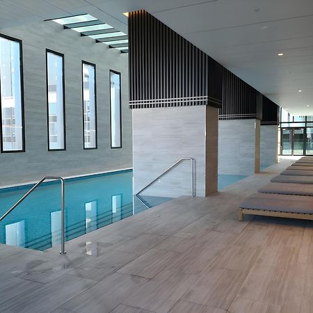 Mega Style Apartments Victoria One เมลเบิร์น ภายนอก รูปภาพ