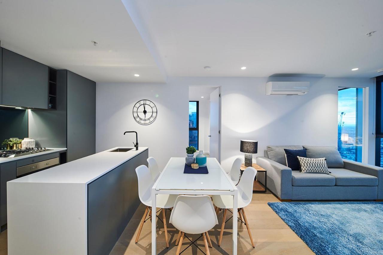 Mega Style Apartments Victoria One เมลเบิร์น ภายนอก รูปภาพ