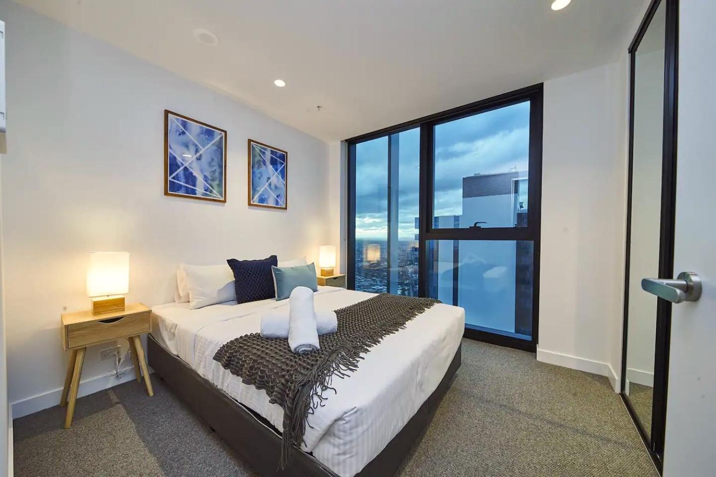 Mega Style Apartments Victoria One เมลเบิร์น ห้อง รูปภาพ